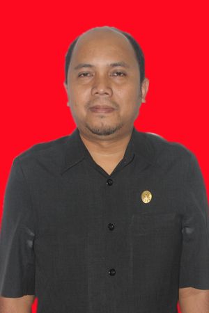 Foto Pak Mustolich