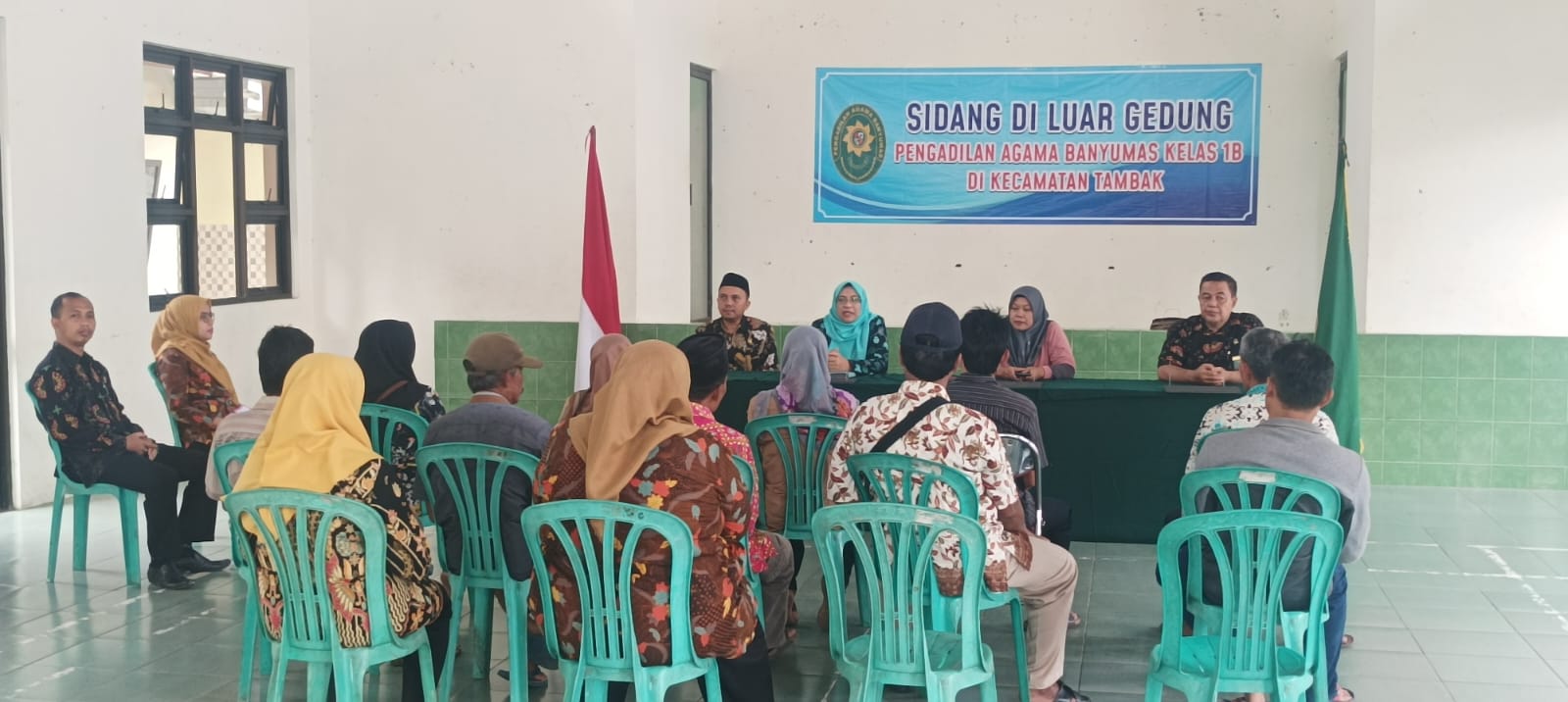 sidang di luar3